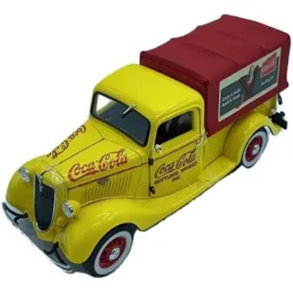 Coca Cola Other - Rare collector's item Coca-Cola diecast metal vehicle replica of a 1935 Coke.New